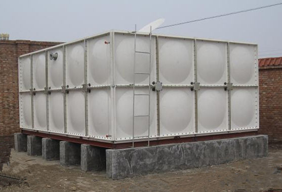 如果玻璃鋼水箱底部和角落泄漏，該怎么辦？