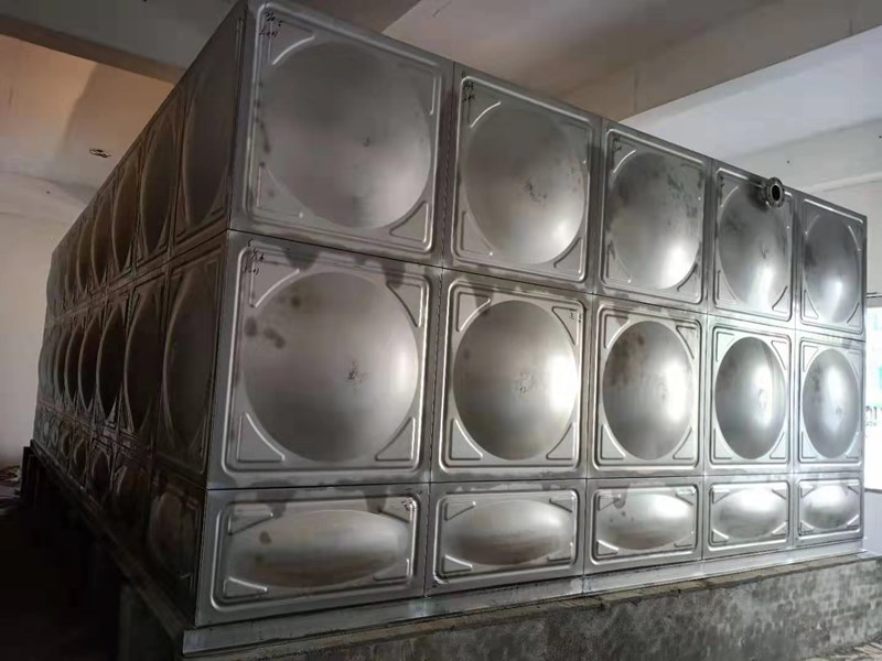 騰翔不銹鋼水箱廠家為您剖析水箱漏水的兩大原因