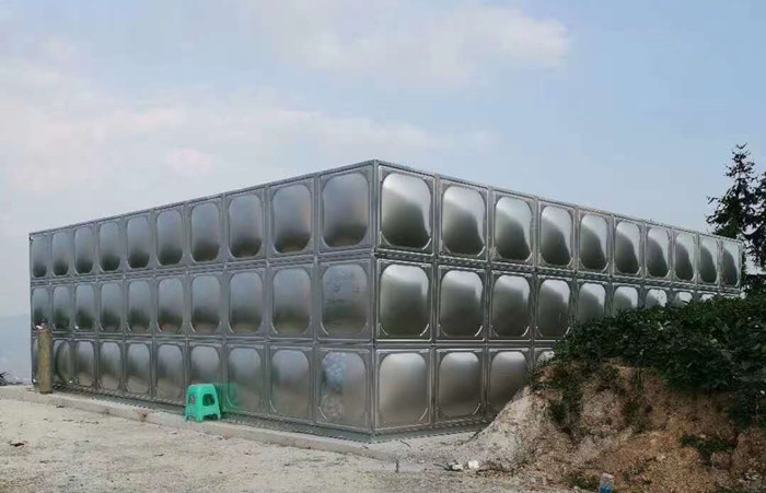 為什么你的不銹鋼水箱長了青苔？其實(shí)都是因?yàn)樗?></a></dt>
<dd>
<h3><a href=